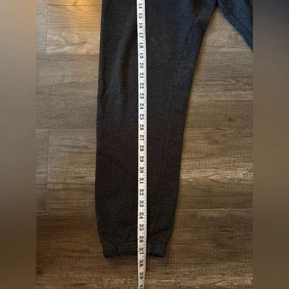 Roots Black Salt and Pepper Sweatpants with Pockets - Picture 4 of 6